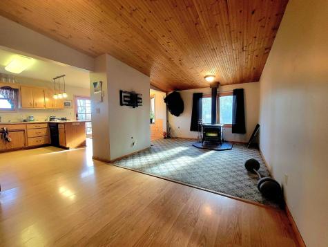 39596 10th Avenue Isle MN 56342