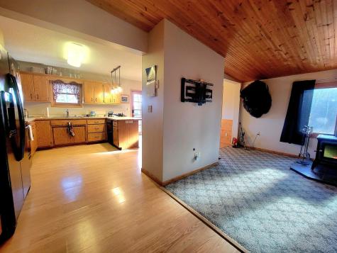 39596 10th Avenue Isle MN 56342