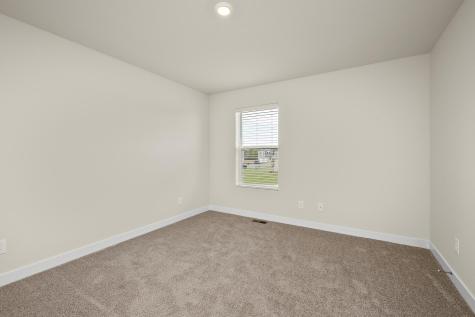 608 Redwood Loop N Cambridge MN 55008