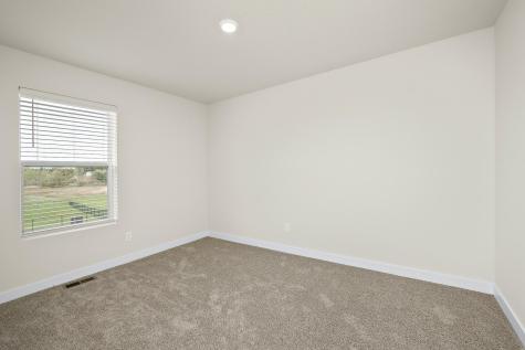 608 Redwood Loop N Cambridge MN 55008