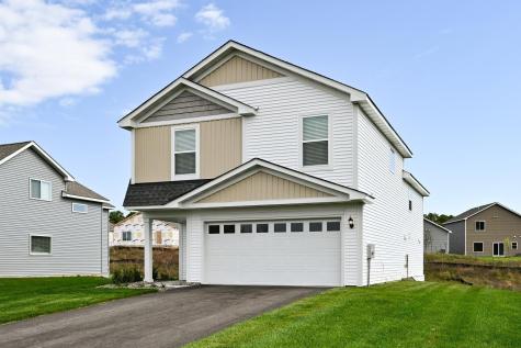 608 Redwood Loop N Cambridge MN 55008