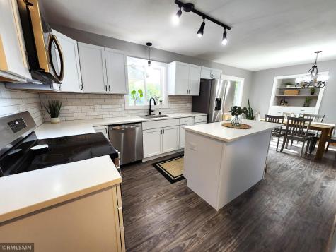 231 Allan Avenue North Mankato MN 56003