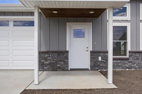 4312 23rd Avenue S Moorhead MN 56560