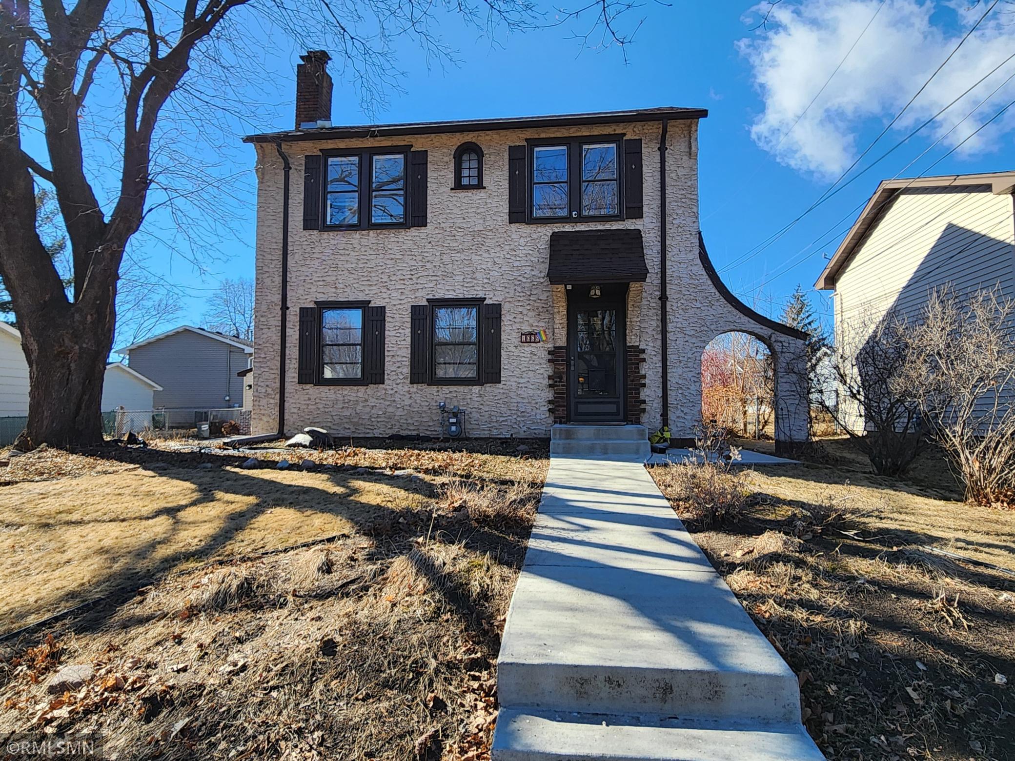 1665 Victoria Street N Saint Paul MN 55117