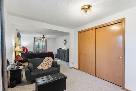 2510 Cavell Avenue N Golden Valley MN 55427