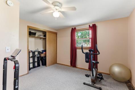 2510 Cavell Avenue N Golden Valley MN 55427