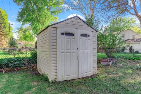 2510 Cavell Avenue N Golden Valley MN 55427