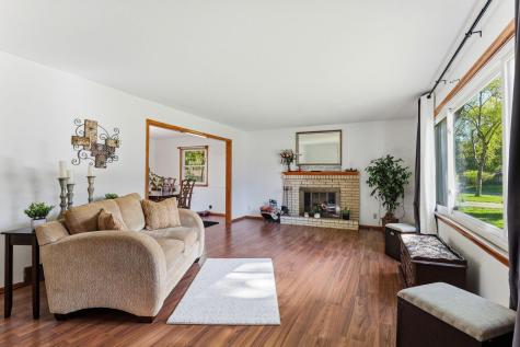 2510 Cavell Avenue N Golden Valley MN 55427