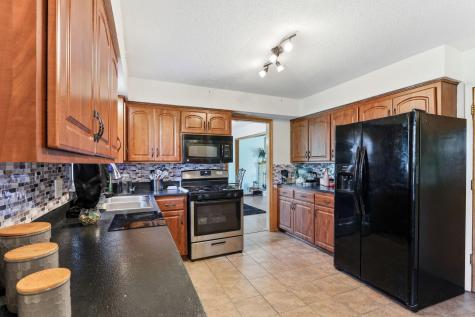2510 Cavell Avenue N Golden Valley MN 55427