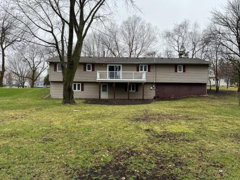 703 S 3rd Street Ellendale MN 56026