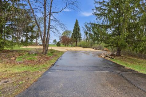 9975 194th Street W Lakeville MN 55044