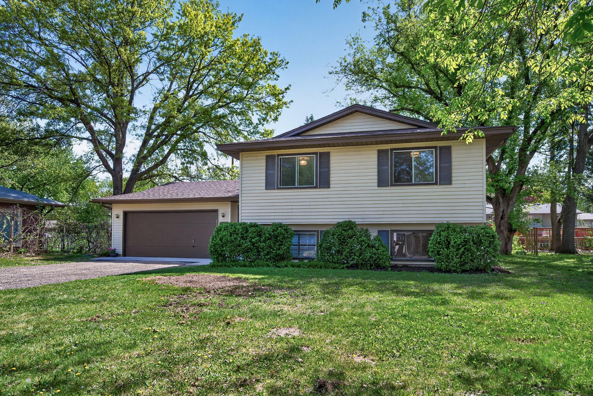 3054 Wilder Street N Roseville MN 55113