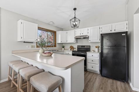 3054 Wilder Street N Roseville MN 55113
