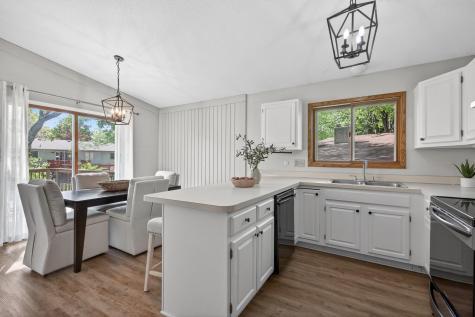3054 Wilder Street N Roseville MN 55113
