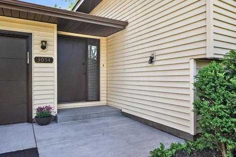 3054 Wilder Street N Roseville MN 55113