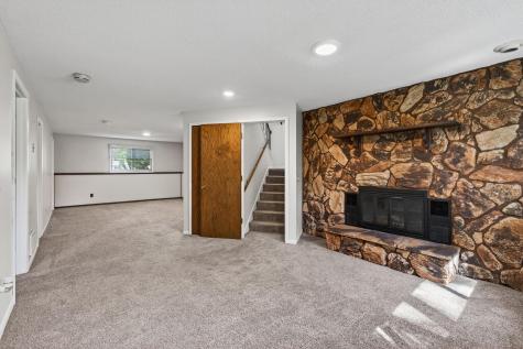 3054 Wilder Street N Roseville MN 55113