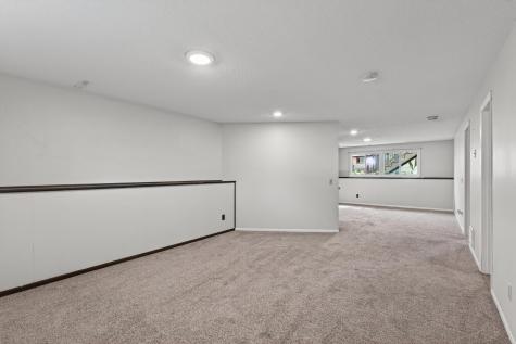 3054 Wilder Street N Roseville MN 55113