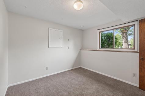 3054 Wilder Street N Roseville MN 55113