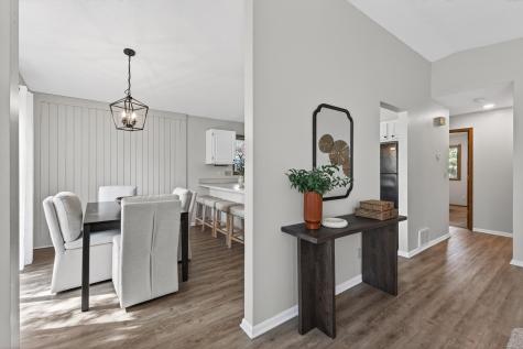 3054 Wilder Street N Roseville MN 55113