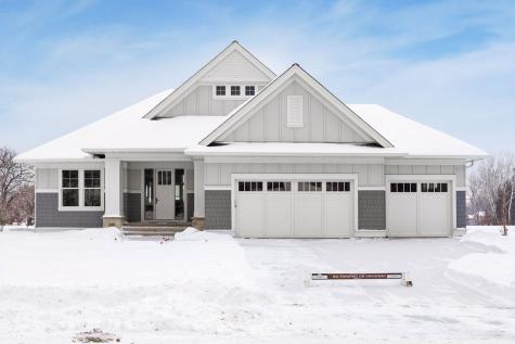 556 Harbor Court Shoreview MN 55126