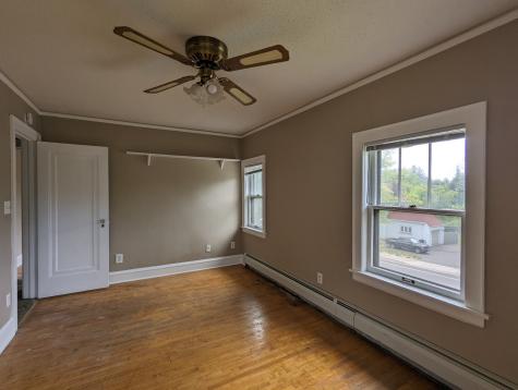 215 W Arrowhead Road Duluth MN 55803