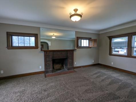 215 W Arrowhead Road Duluth MN 55803