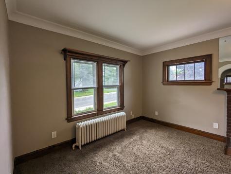 215 W Arrowhead Road Duluth MN 55803
