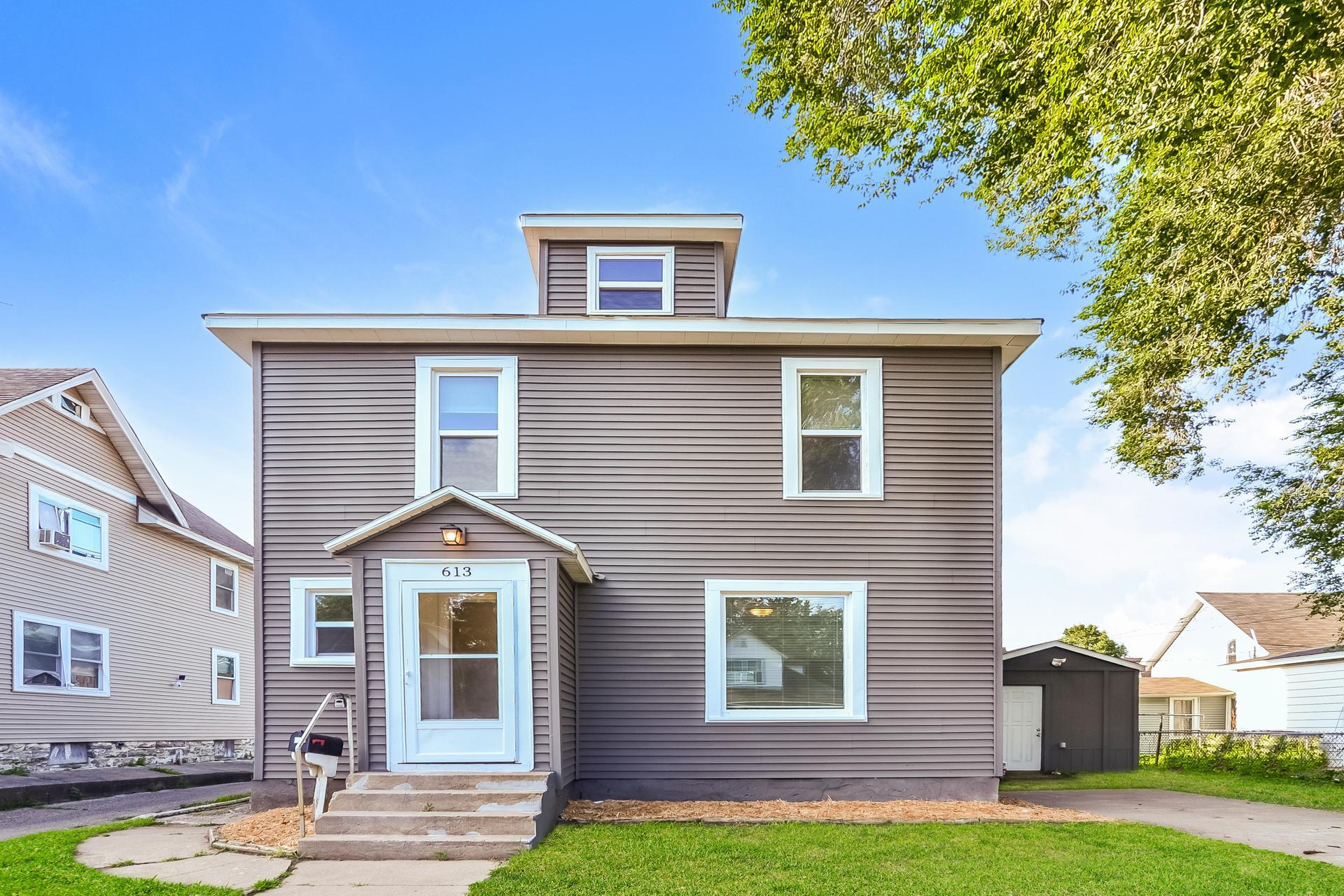 613 17th Avenue NE Minneapolis MN 55413