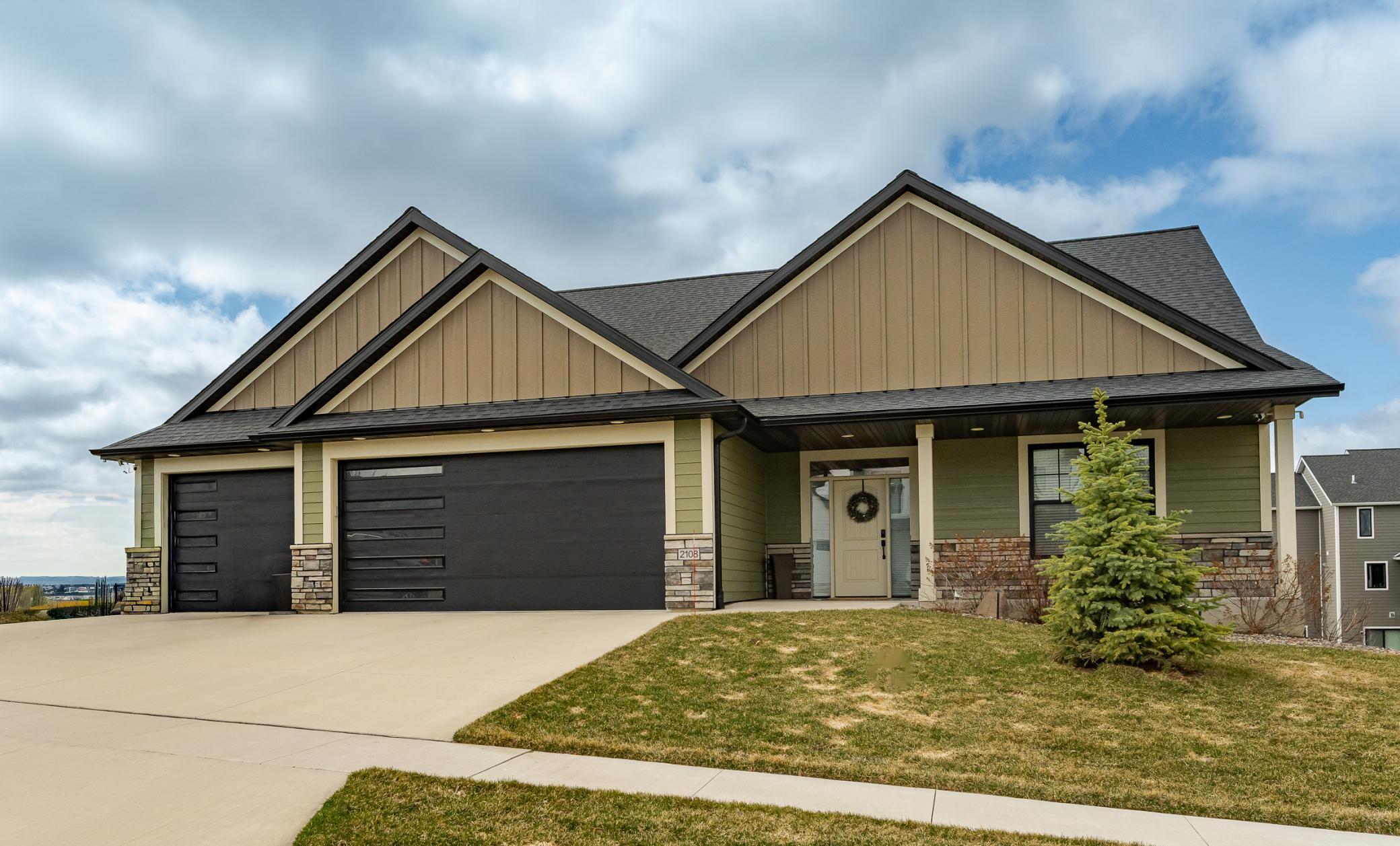 2108 Whitlee Lane SW Rochester MN 55902