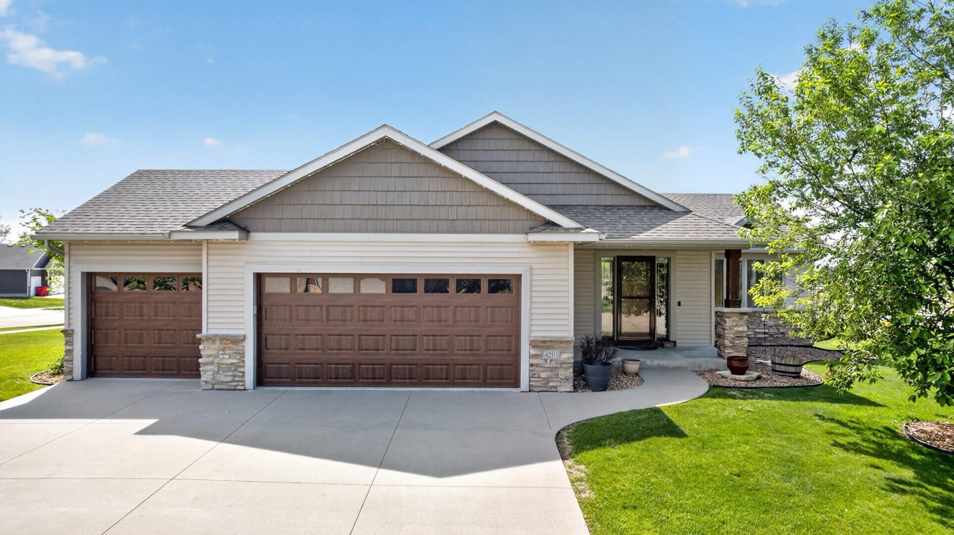 4201 Dodge Lane NE Rochester MN 55906