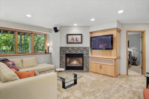 4170 Dallas Lane N Plymouth MN 55446
