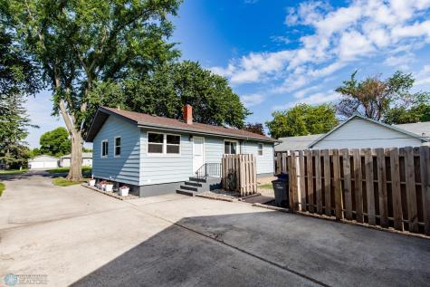 804 17th Street N Moorhead MN 56560
