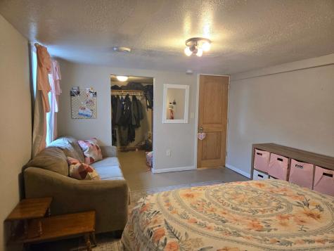 300 E 2nd Avenue S Cavalier ND 58220