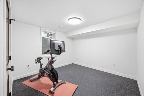 825 Park Drive S Fargo ND 58103