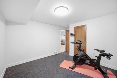 825 Park Drive S Fargo ND 58103