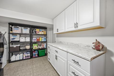 825 Park Drive S Fargo ND 58103