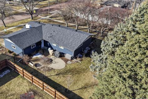 825 Park Drive S Fargo ND 58103