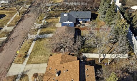 825 Park Drive S Fargo ND 58103