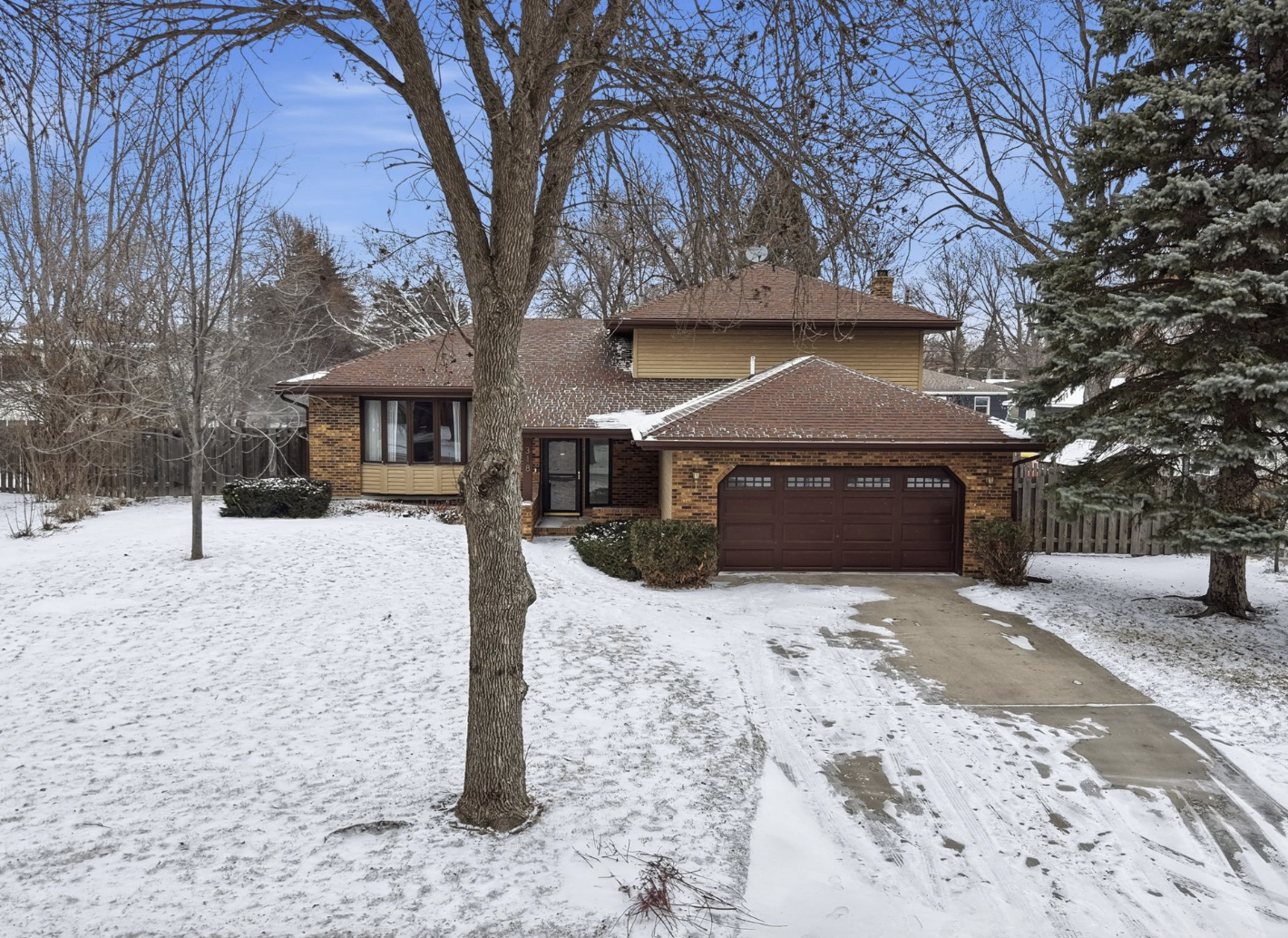 318 Dale Avenue Moorhead MN 56560