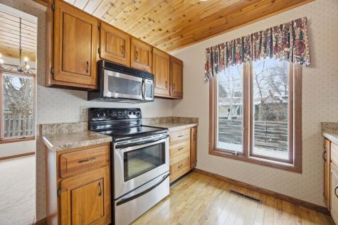 318 Dale Avenue Moorhead MN 56560