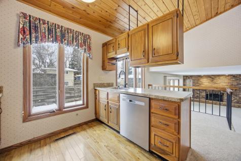 318 Dale Avenue Moorhead MN 56560