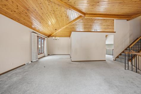 318 Dale Avenue Moorhead MN 56560