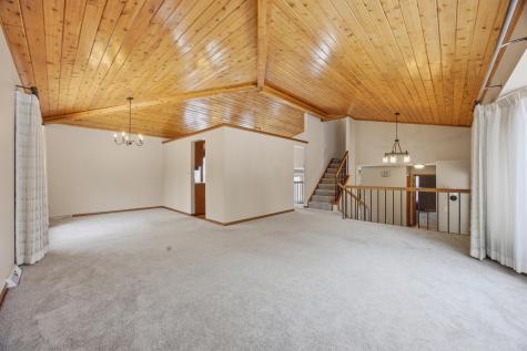 318 Dale Avenue Moorhead MN 56560