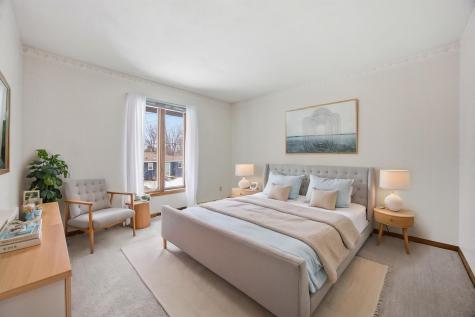 318 Dale Avenue Moorhead MN 56560