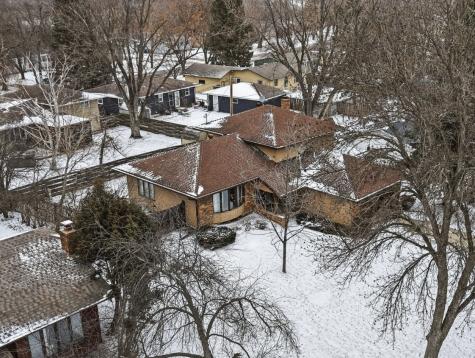 318 Dale Avenue Moorhead MN 56560