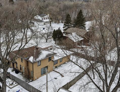 318 Dale Avenue Moorhead MN 56560