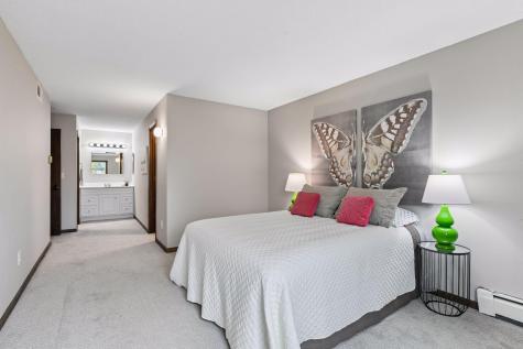 6115 Lincoln Drive Edina MN 55436