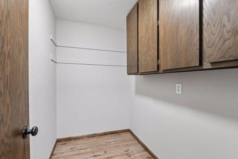 6115 Lincoln Drive Edina MN 55436