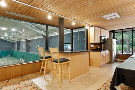 6115 Lincoln Drive Edina MN 55436