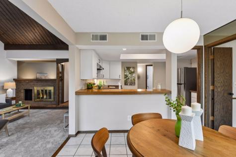 6115 Lincoln Drive Edina MN 55436